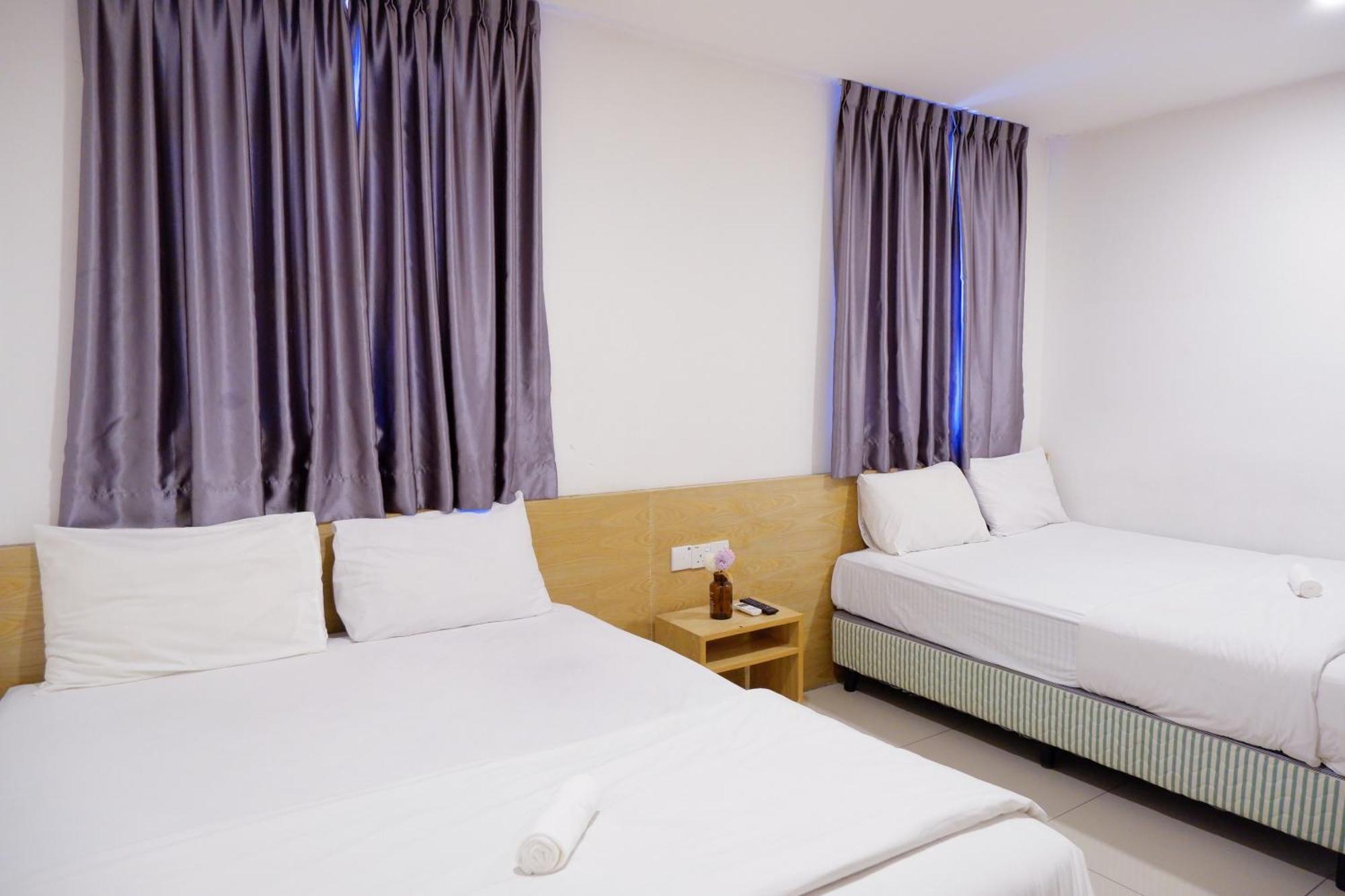 OYO 337 Iris Hotel Kajang Buitenkant foto