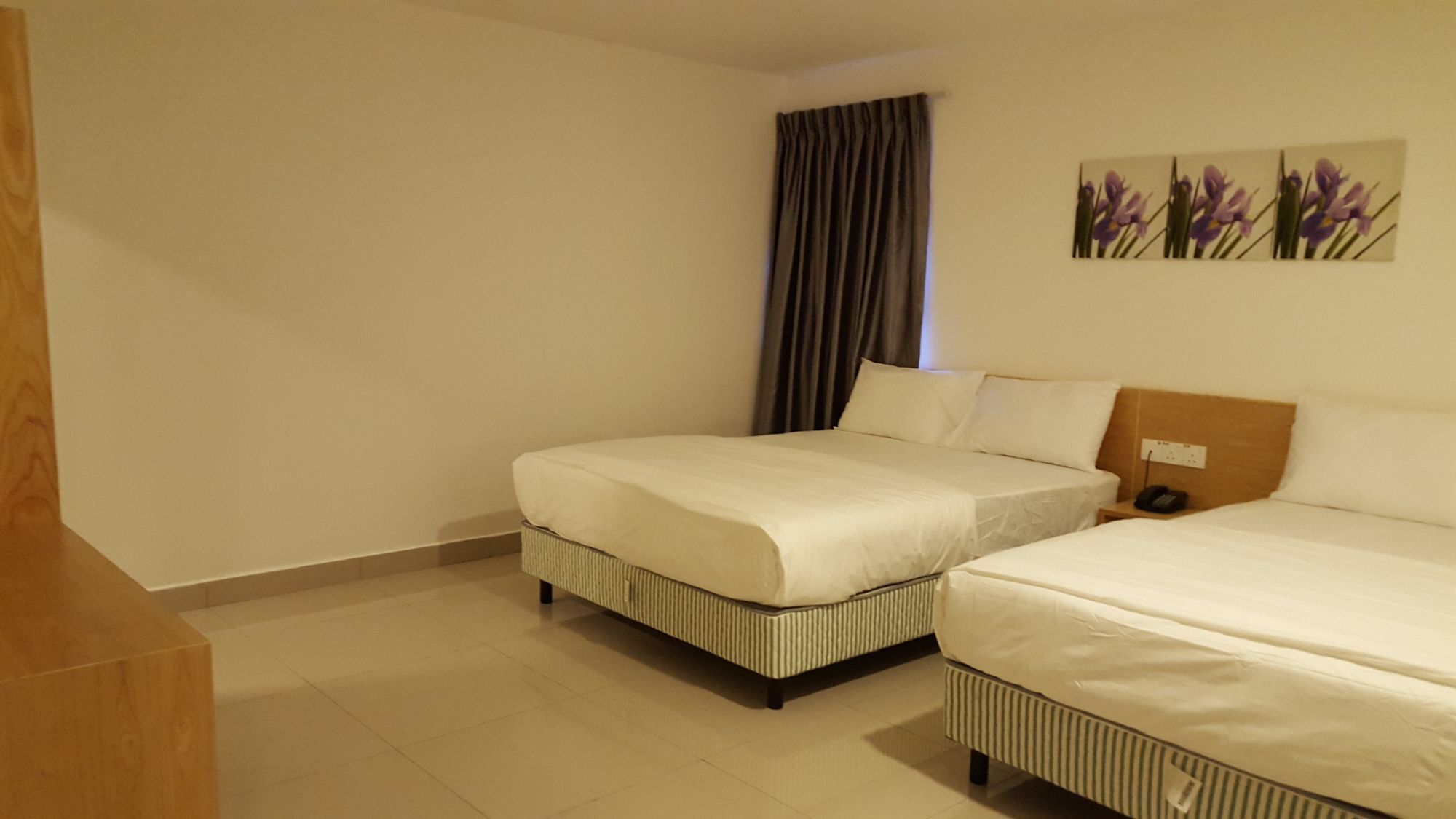 OYO 337 Iris Hotel Kajang Buitenkant foto