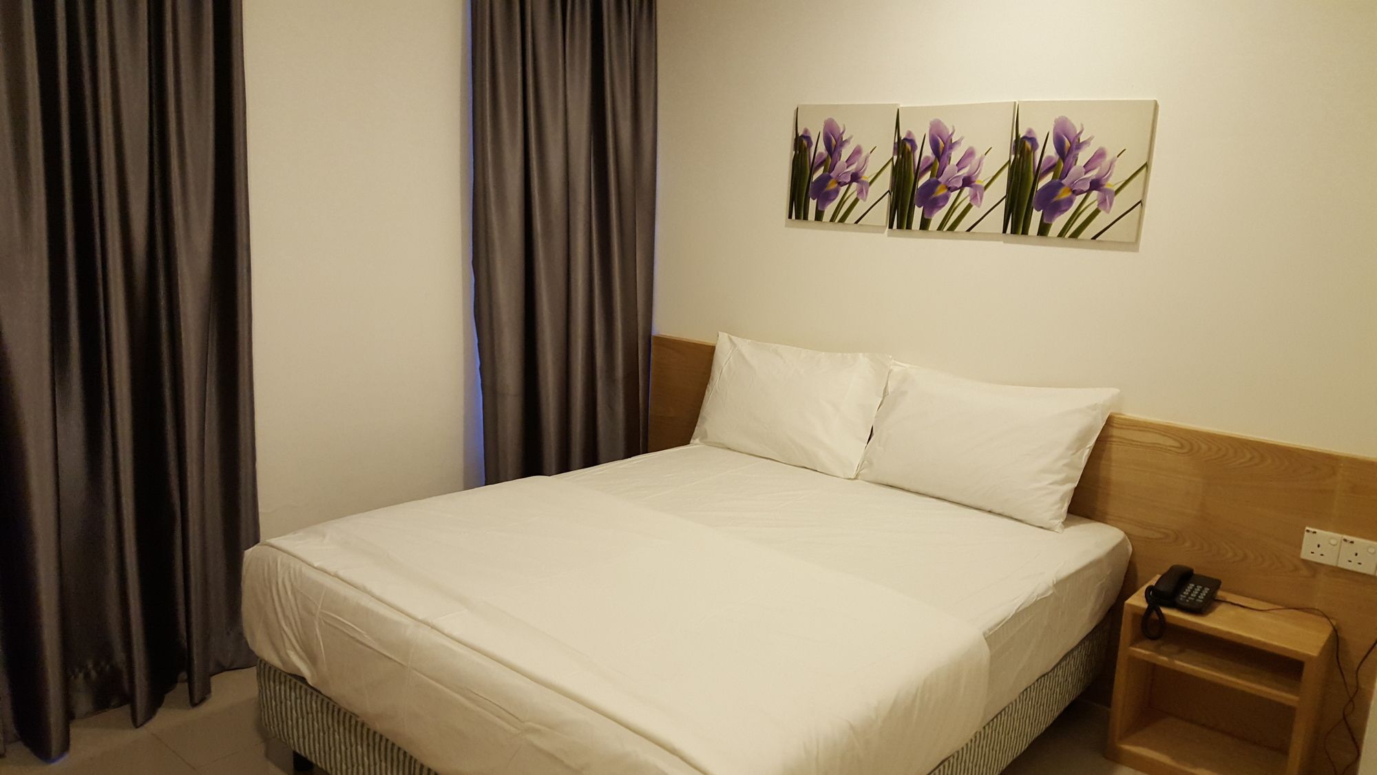OYO 337 Iris Hotel Kajang Buitenkant foto